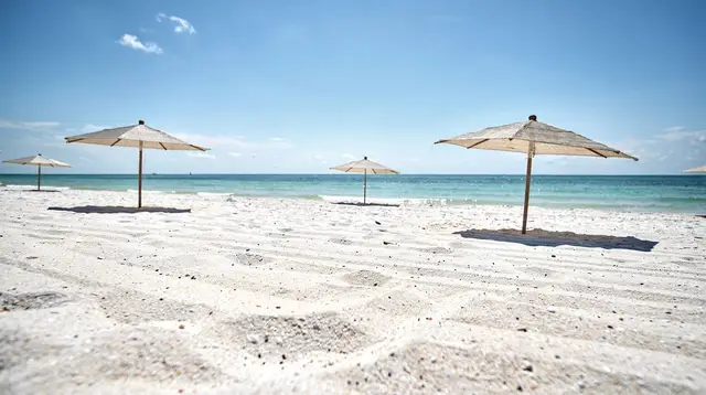 Doha Beaches Guide: Katara, Hotel Beaches and Al Wakrah
