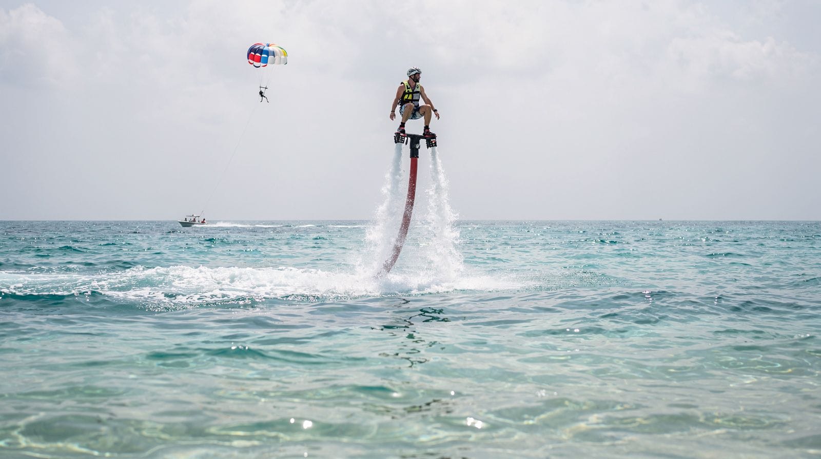 Parasailing, Flyboard and Towables in Doha
